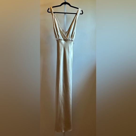 NEW KHAITE Milo Sleeveless Silk Midi-Dress Sz 8 Ecru Champagne - Picture 7 of 14